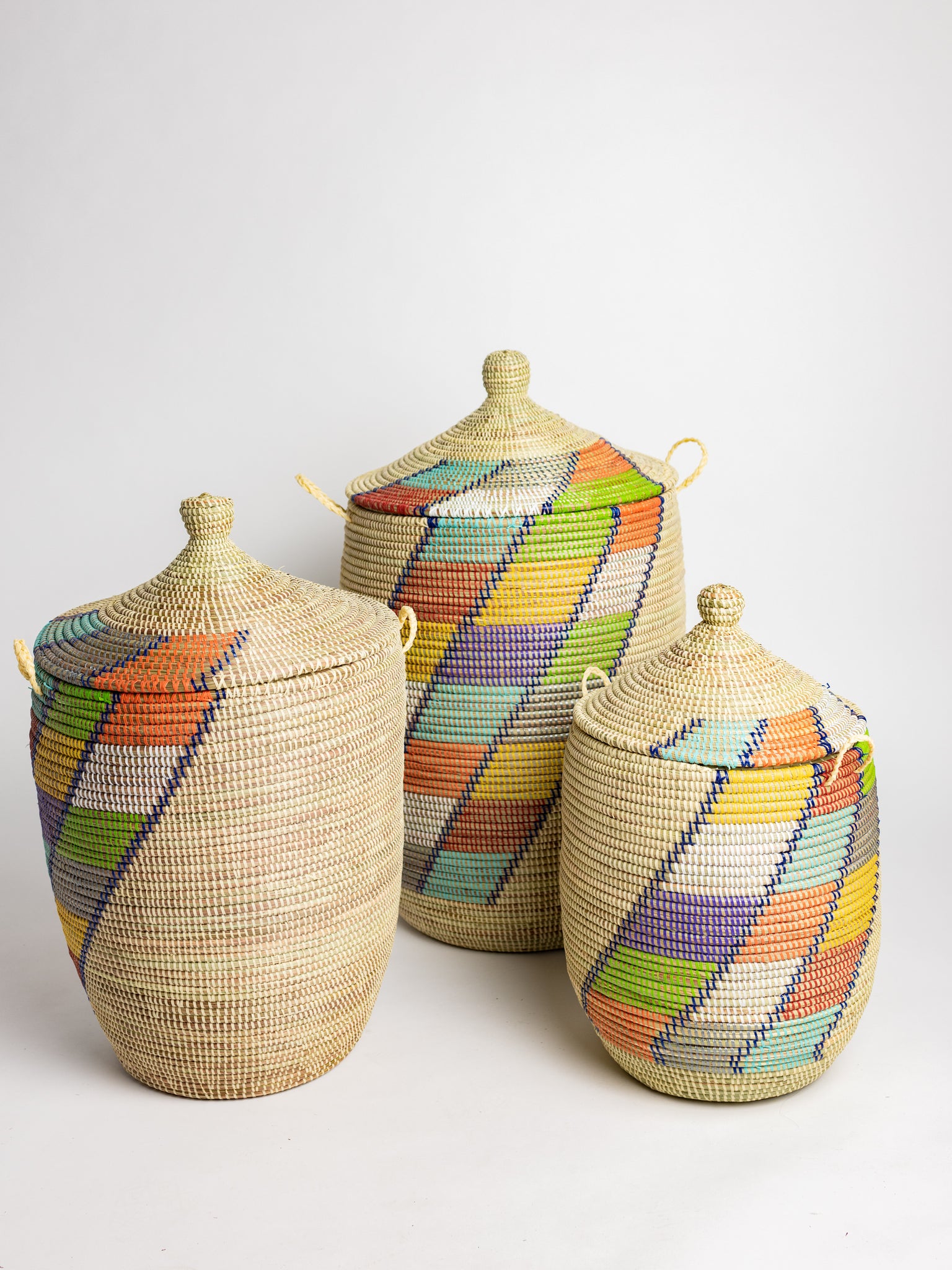 3 baskets - 3 nesting sizes with color detail from West African artists