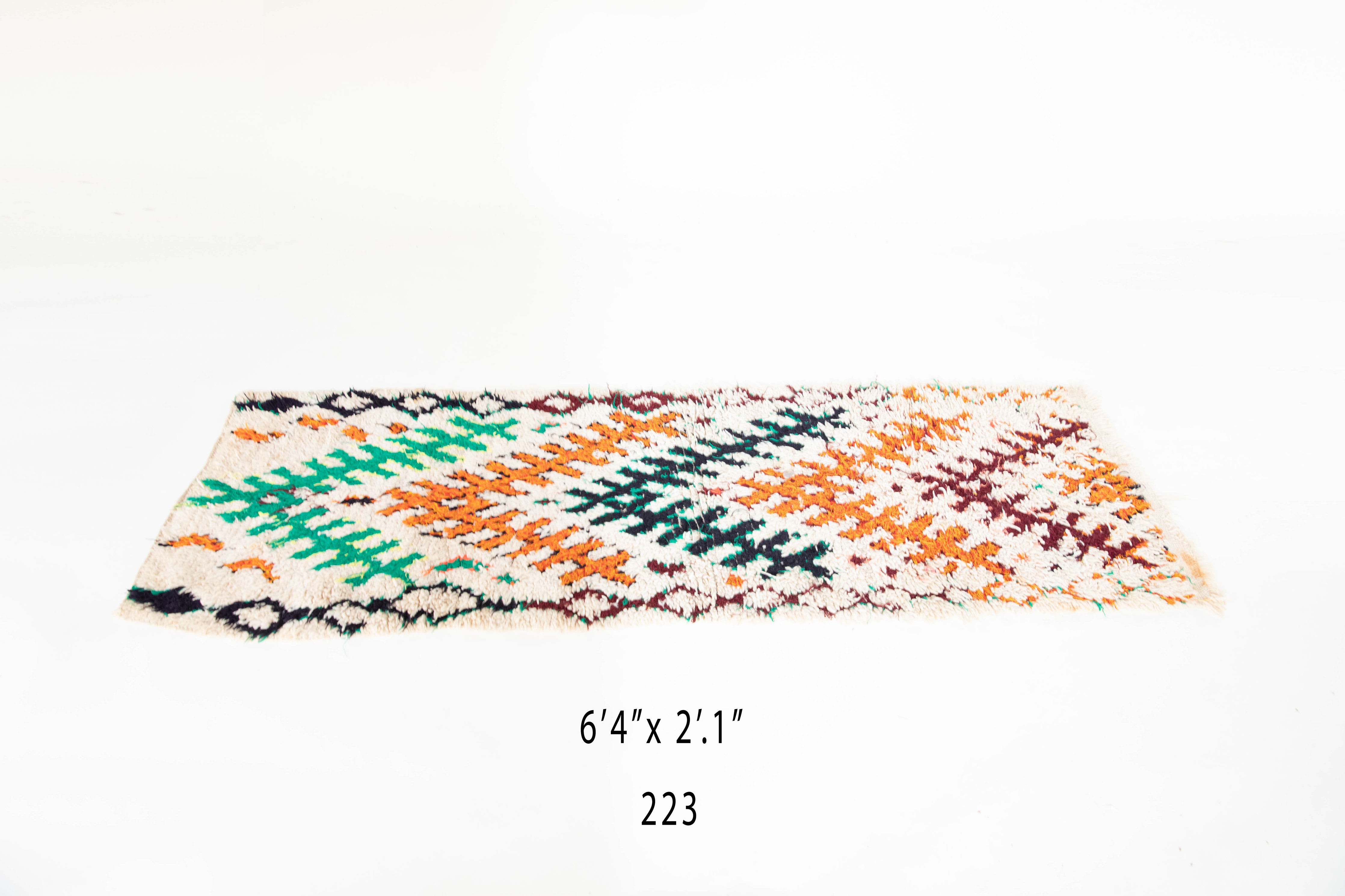 Runner 223 Vintage Voyage runner-223-vintage-voyage