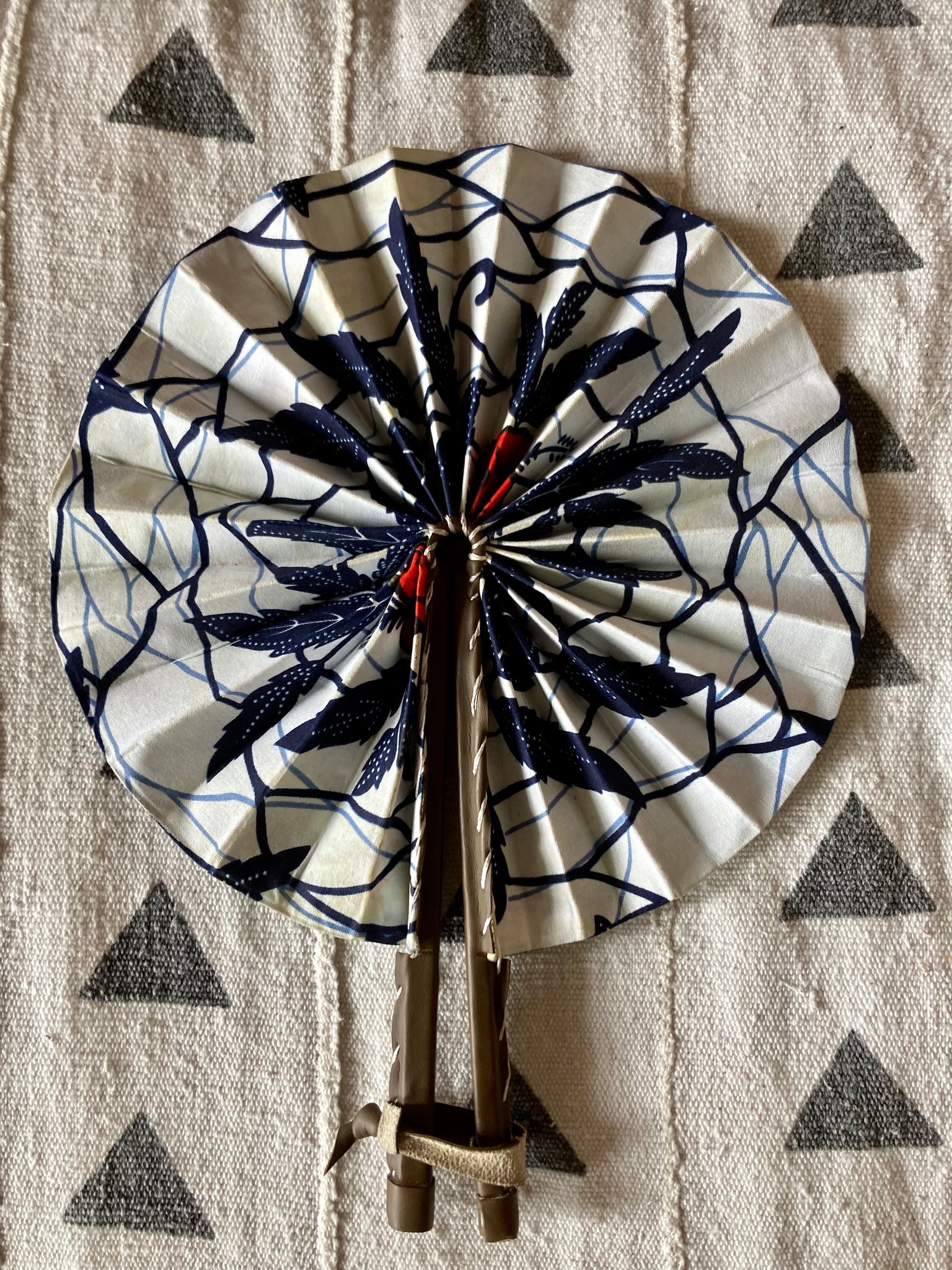 Folding Fan - Shades of Blue